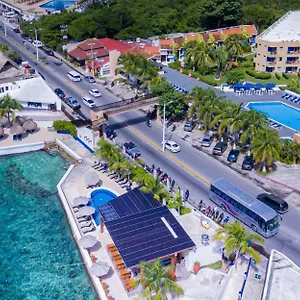 Casa Del Mar & Dive With Free Access To An Exclusive Club Hotel